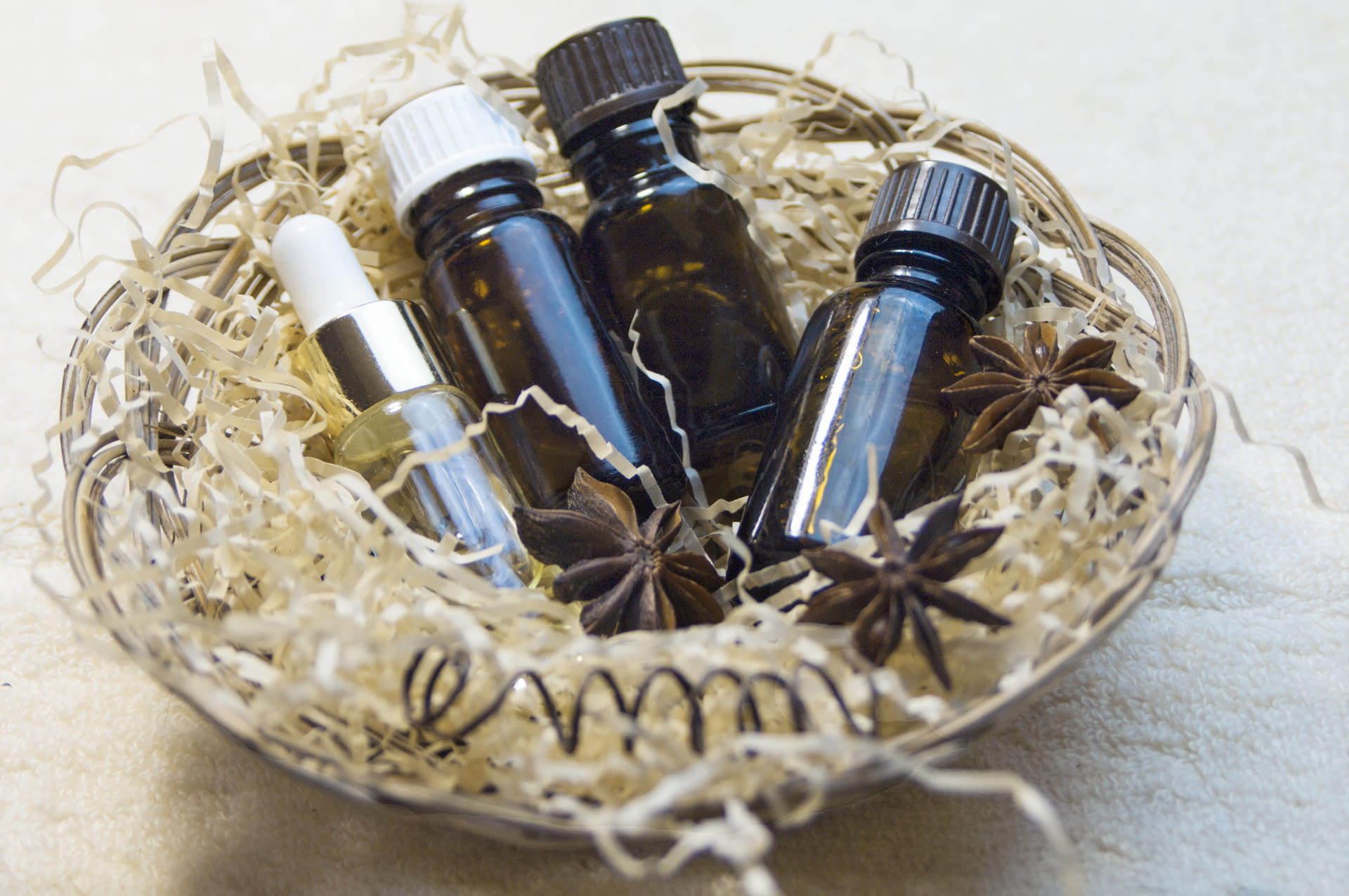 The Aromatherapeutic Effects of Mediterranean Plants: How Lavender, Rosemary, Sage, Chamomile, and Citrus Oils Help Restore Mental Balance